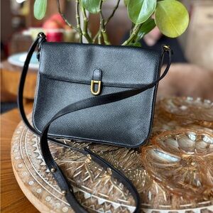 Vintage Rare 70-80s Delvaux Luxury pebbled Leather Shoulder Bag w/ Mirror Black